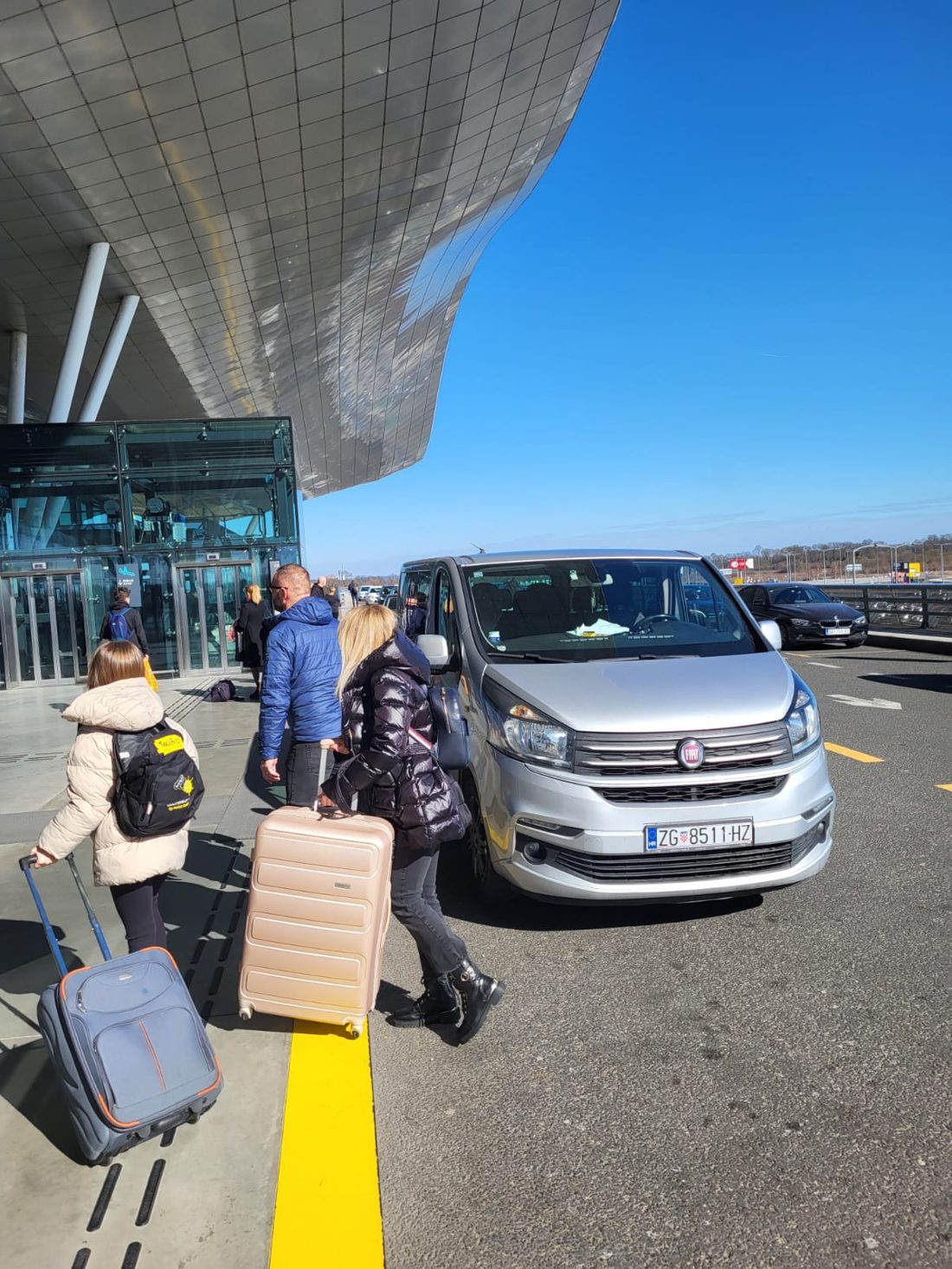 Samo Cesta transfer van at the airport